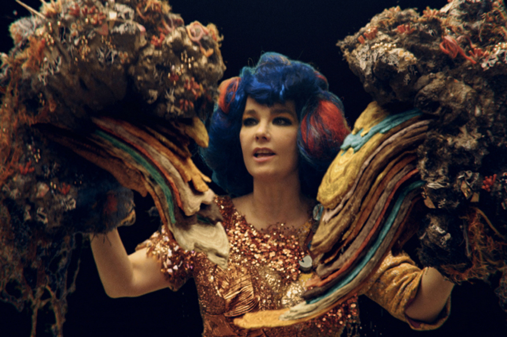 MoMA “Steps on a Nail” with Bad Bj&ouml;rk Show