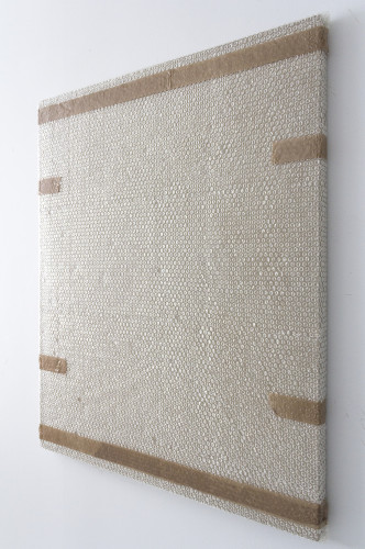 Tammi Campbell, 'Monochrome with Bubble Wrap and Tan Packing Tape (détail),' 2015, Peinture acrylique sur toile de lin, Acrylic paint on linen, 102 x 81 cm (40’’x 32’’).