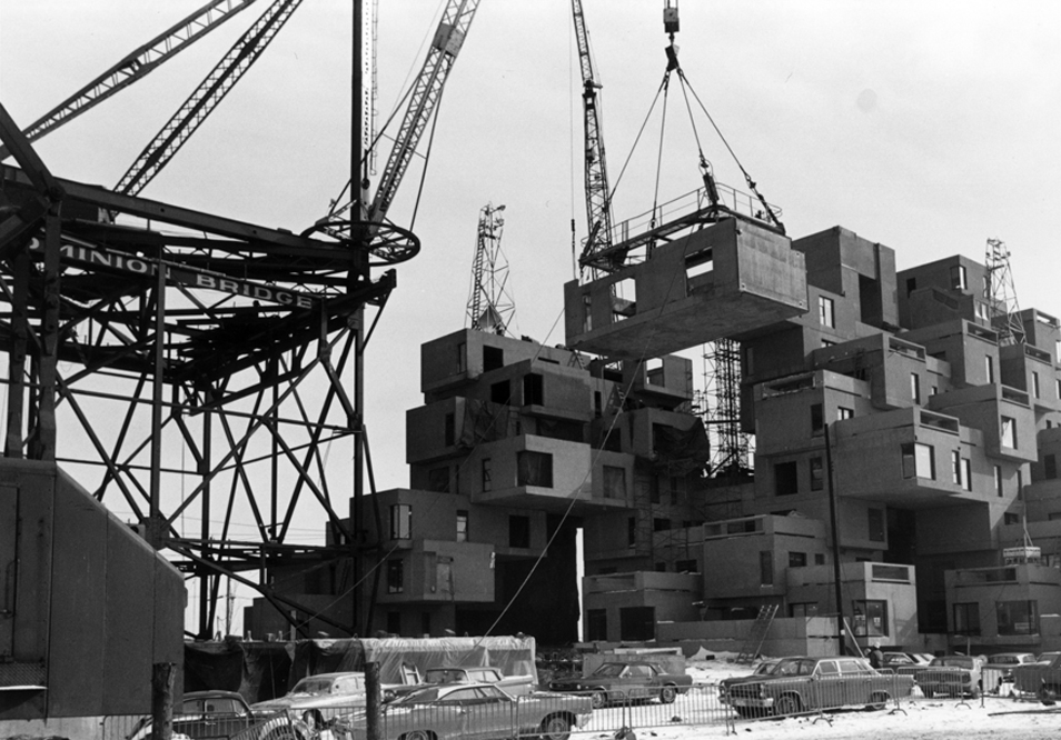 Habitat '67 (construction view). Image courtesy of Safdie Architects.