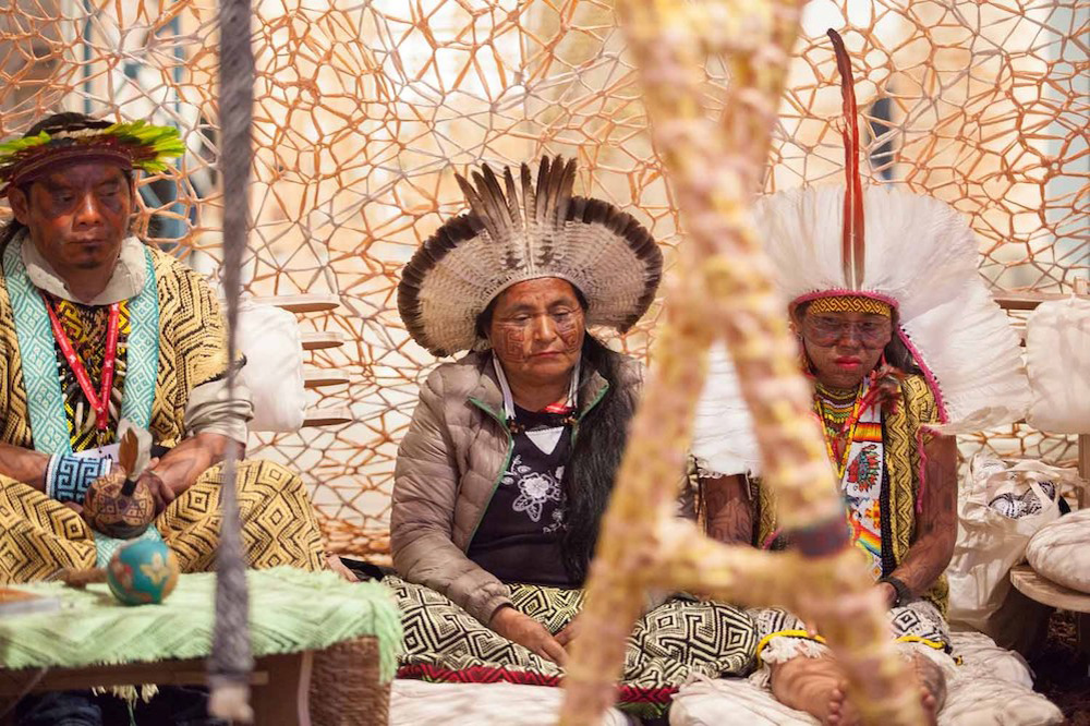 A Parasitic ‘joie de vivre’ in “Viva Arte Viva”