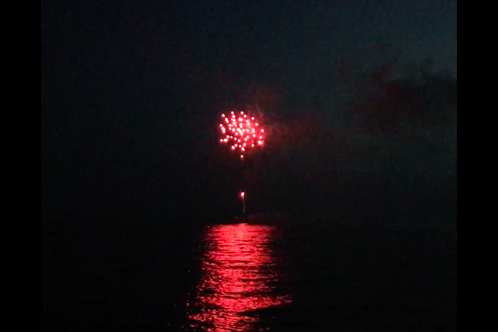 GustoZagg_fireworks-3