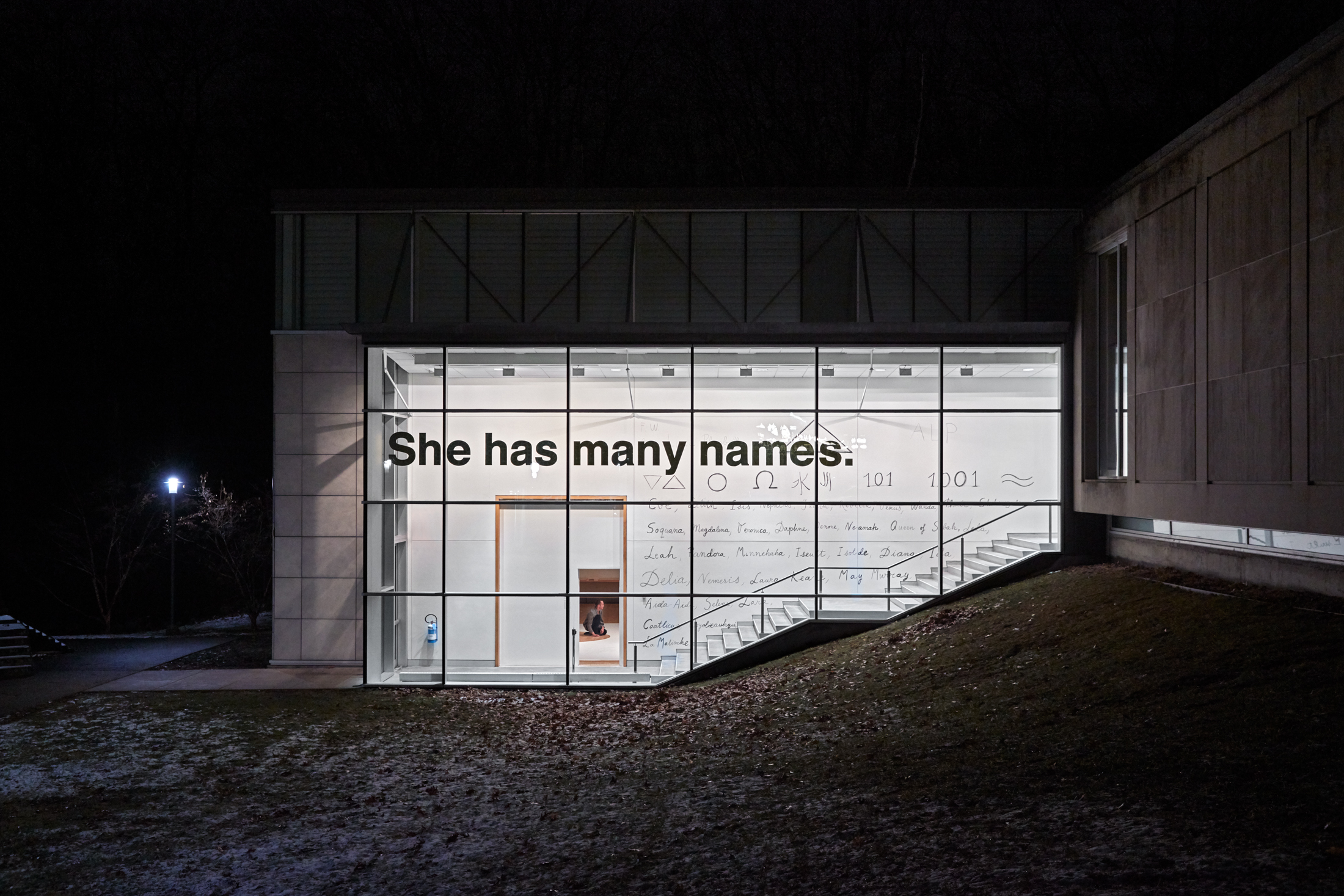 DoraGarcia_LoveWithObstacles_7172-1