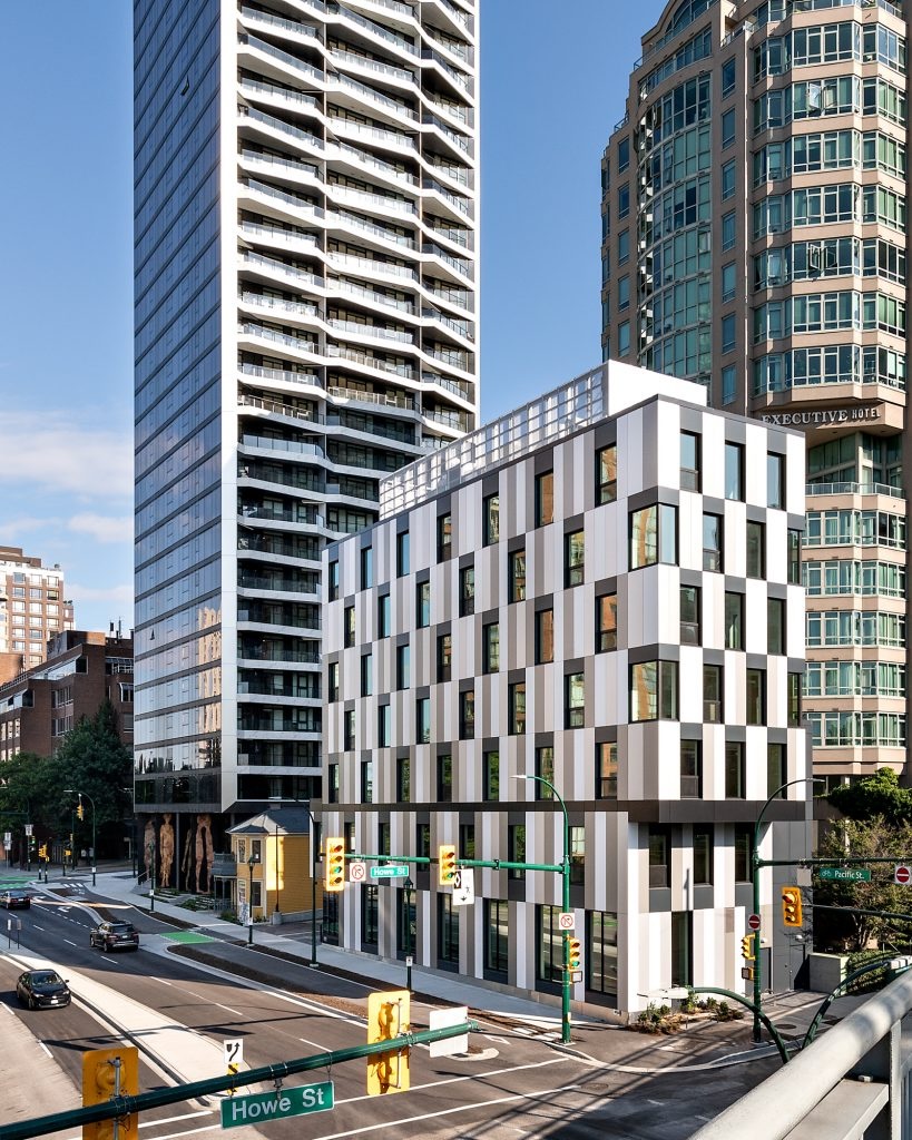 5.-825_Pacific_Ryan-Snikvalds-819x1024-1