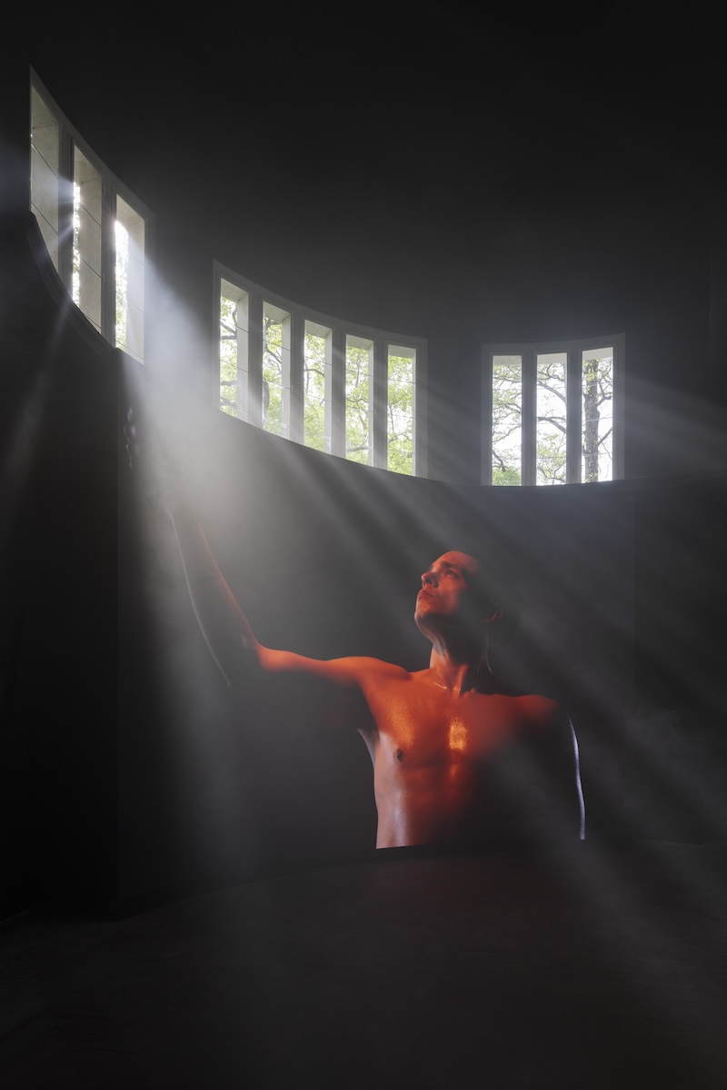 7_DP24_YaelBartana_Farewell_LightToTheNations_PhotoAndreaRossetti_4