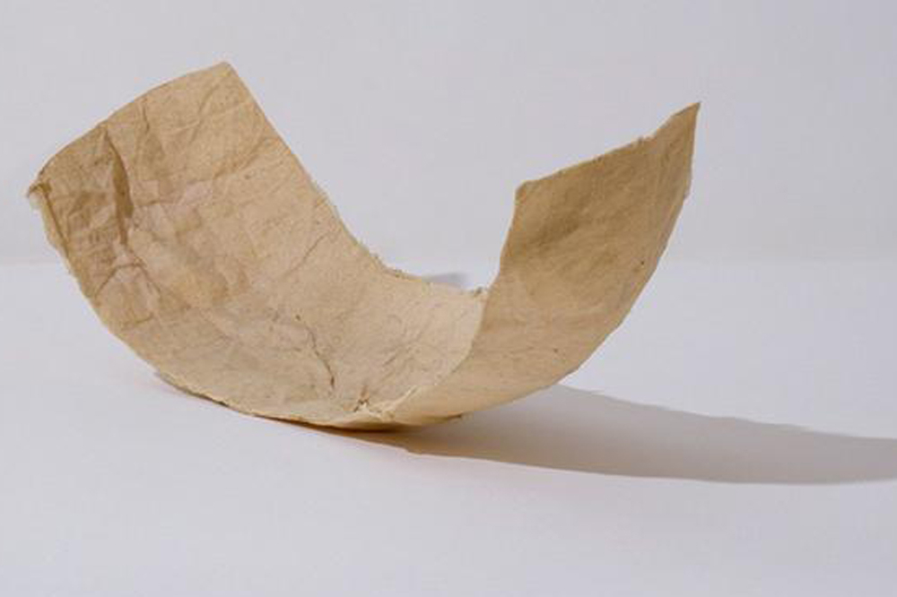 The Ellipses of Eva Hesse: Reading Her Collected Diaries